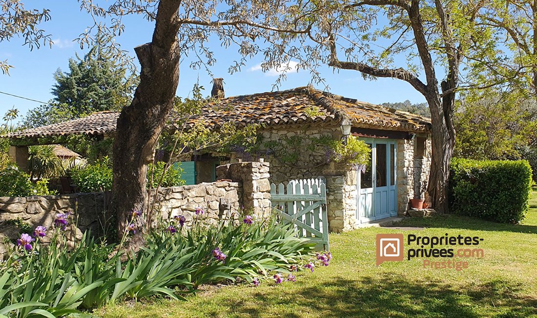 Villa in Uzès, Occitania, France 3 - 18190512