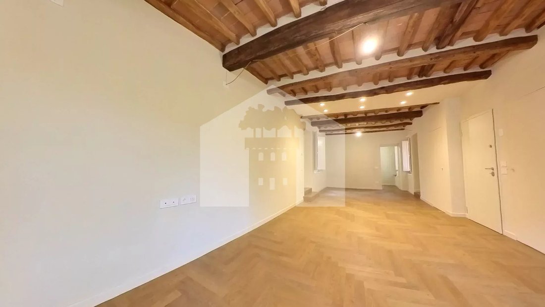Apartment in Historic Center, Lucca, Tuscany 1 - 18188647