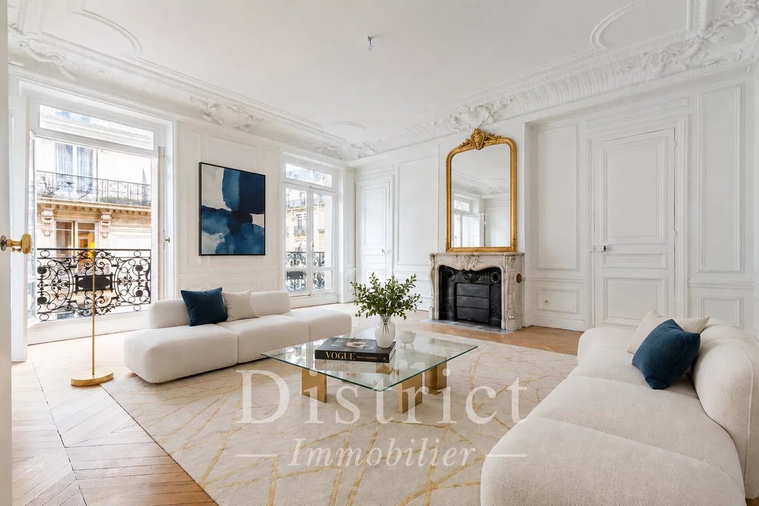 Apartment in Triangle d'Or, Paris 8e Arrondissement, Paris 3 - 16684809