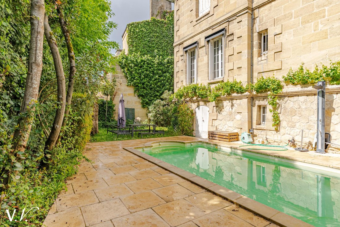 Villa in Le Lac-Bacalan, Bordeaux, France 1 - 18189413