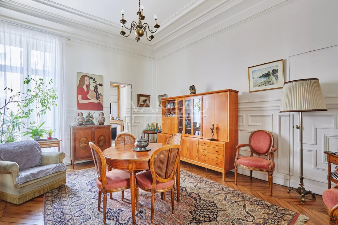 Apartment in Trudaine-Maubeuge, Paris 9e Arrondissement, Paris 5 - 18190346