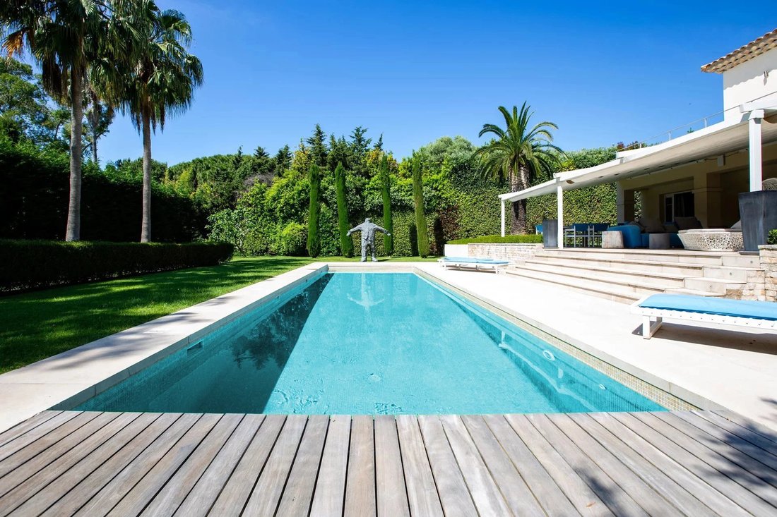 Villa in Antibes, Provence-Alpes-Côte d'Azur, France 5 - 18188119