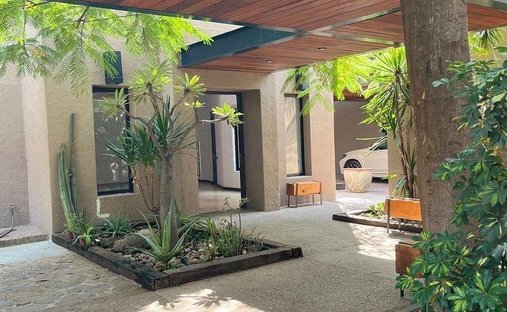 House in Santiago de Querétaro, Querétaro, Mexico 1