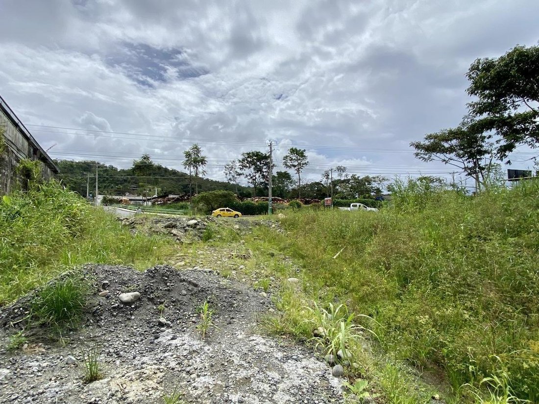 Land in Puyo, Pastaza, Ecuador 2 - 18190633