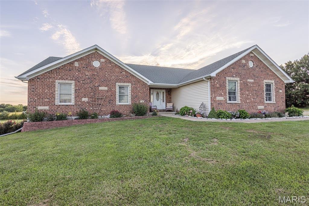 House in Stoutsville, Missouri, United States 1 - 18193235