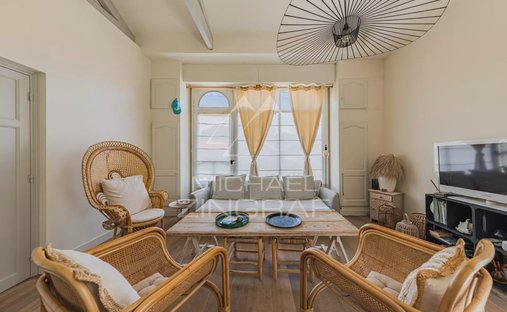 House in Aiguillon, Arcachon, France 1