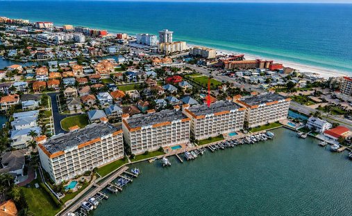 Condo in Madeira Beach, Florida, United States 1