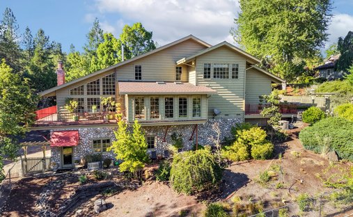 House in Roseburg, Oregon, United States 1