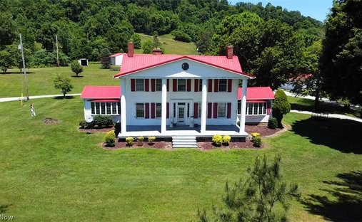 House in Newport, Ohio, United States 1