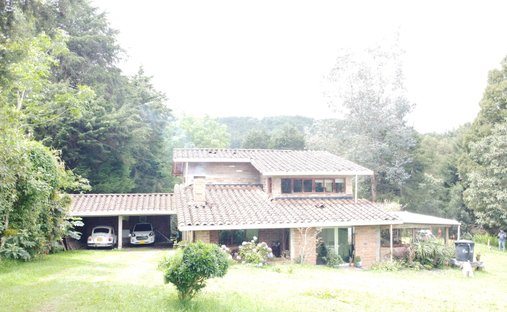 Finca in Santa Elena, Antioquia, Colombia 1