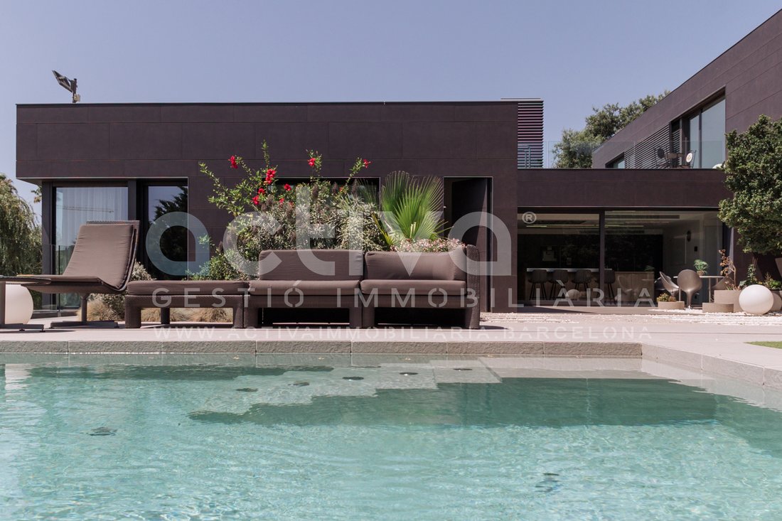 Villa in Esplugues de Llobregat, Catalonia, Spain 2 - 18188105