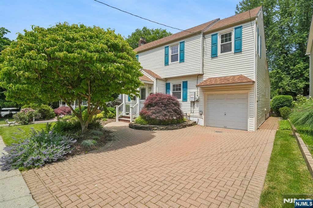House in River Edge, New Jersey, United States 2 - 18149741
