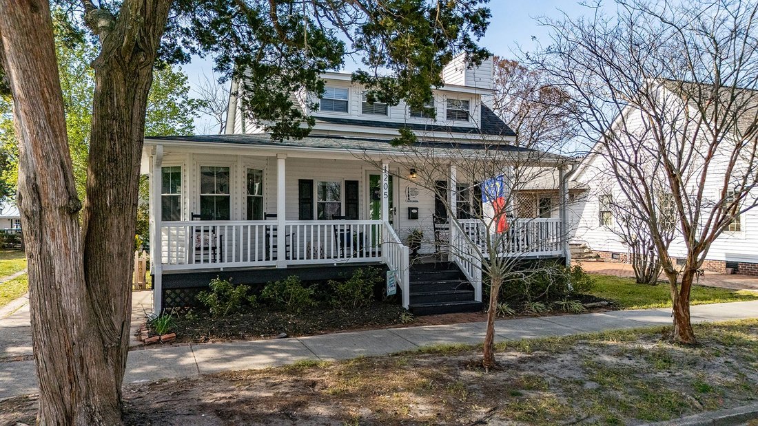 Morehead City, North Carolina, United States 1 - 18188110
