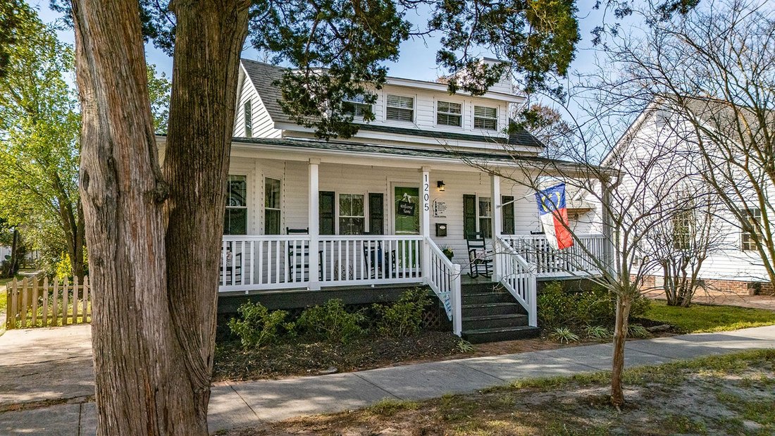 Morehead City, North Carolina, United States 2 - 18188110