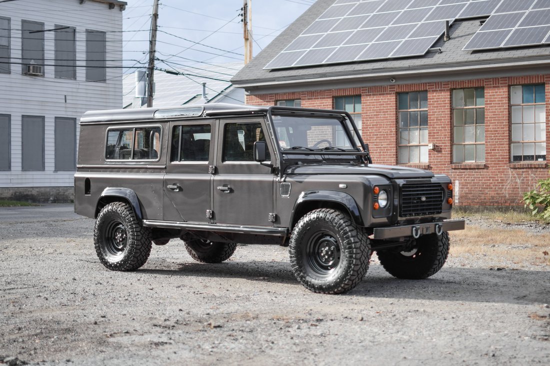 Suv in Newton, MA, United States 5 - 18190277