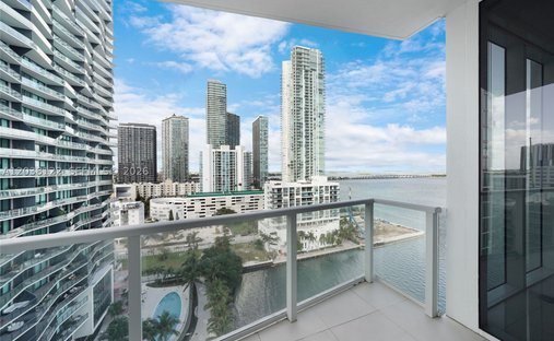 Condo in Miami, Florida, United States 1