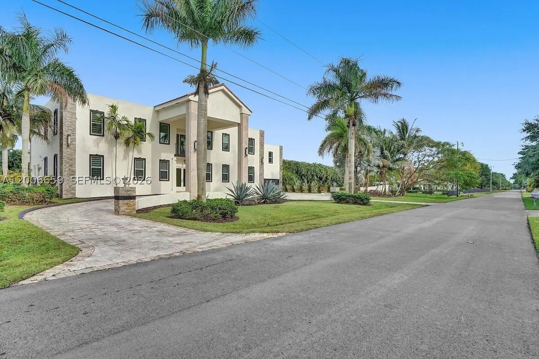 House in Plantation, Florida, United States 2 - 17747644