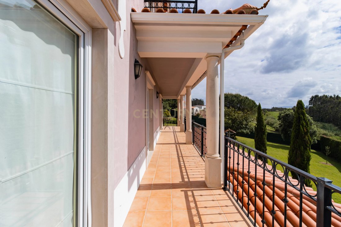 Villa in Nossa Senhora do Populo, Coto e Sao Gregorio, Leiria District, Portugal 3 - 17775048