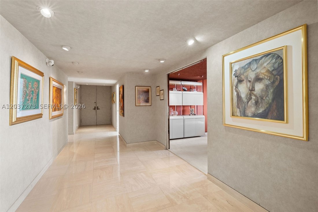 Condo in Miami Beach, Florida, United States 4 - 18188847