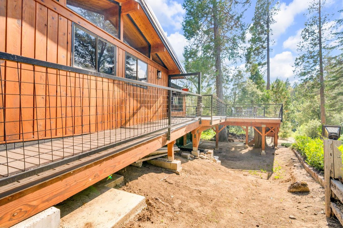 House in Bass Lake, California, United States 5 - 18102638