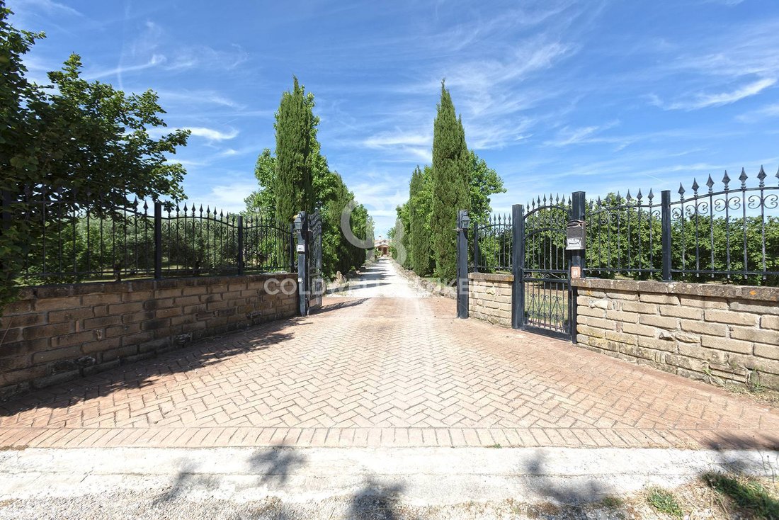 Villa in Manziana, Lazio, Italy 3 - 18195319