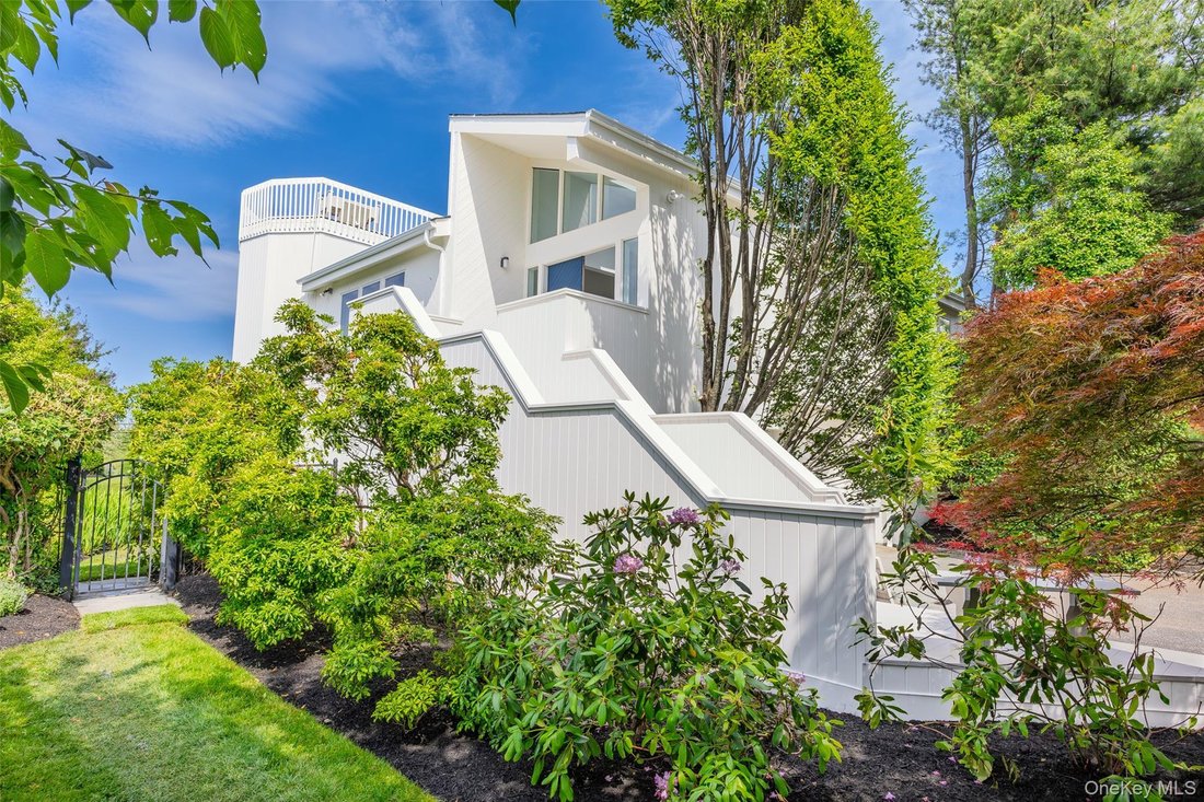 House in Port Jefferson, New York, United States 1 - 18191171