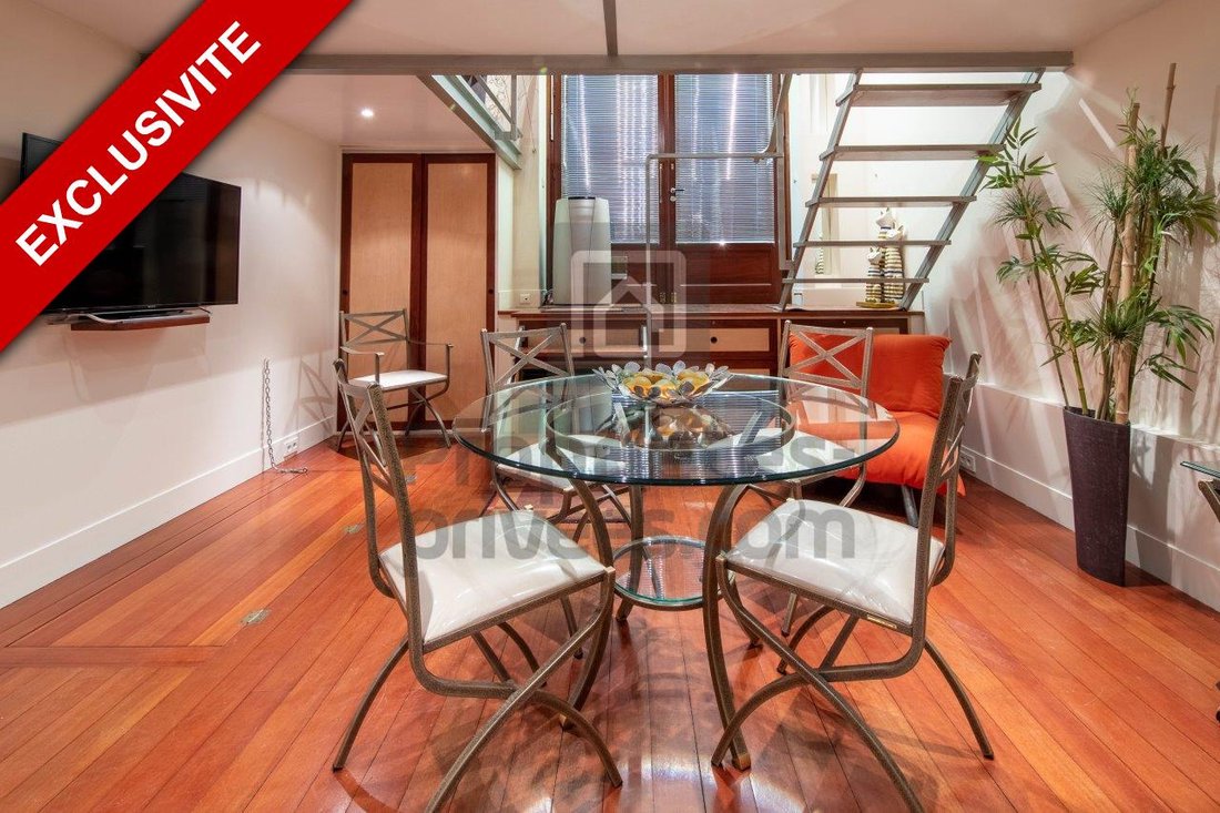 Apartment in Monnaie, Paris 6e Arrondissement, Paris 1 - 18190539