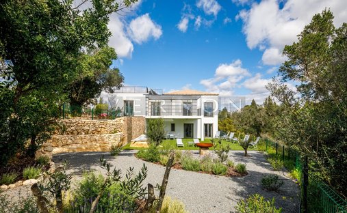 Villa in Carvoeiro, Algarve, Portugal 1