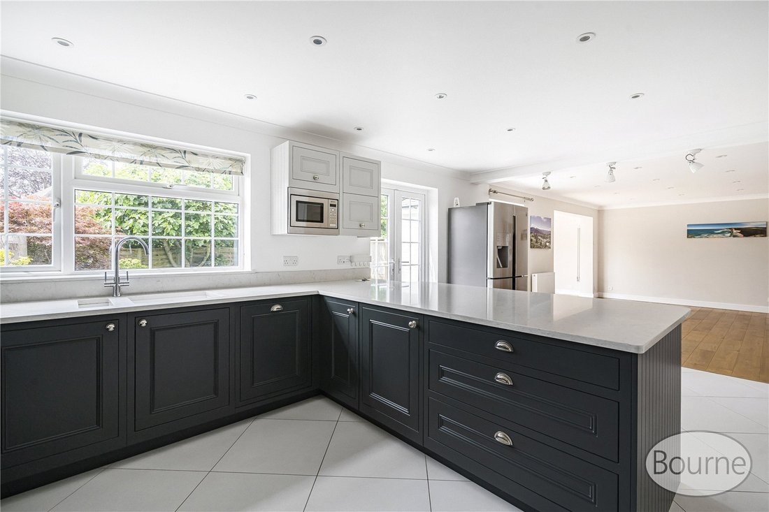 House in Hook Heath, Woking, England 5 - 17485751