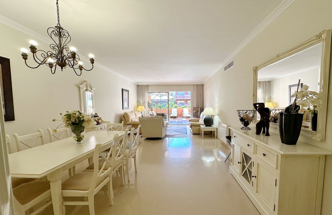 Apartment in Puerto Banus, Marbella, Spain 2 - 18188811