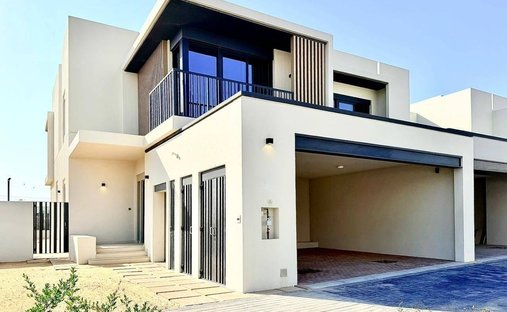 Townhouse in Jebel Ali Village, Dubai, United Arab Emirates 1