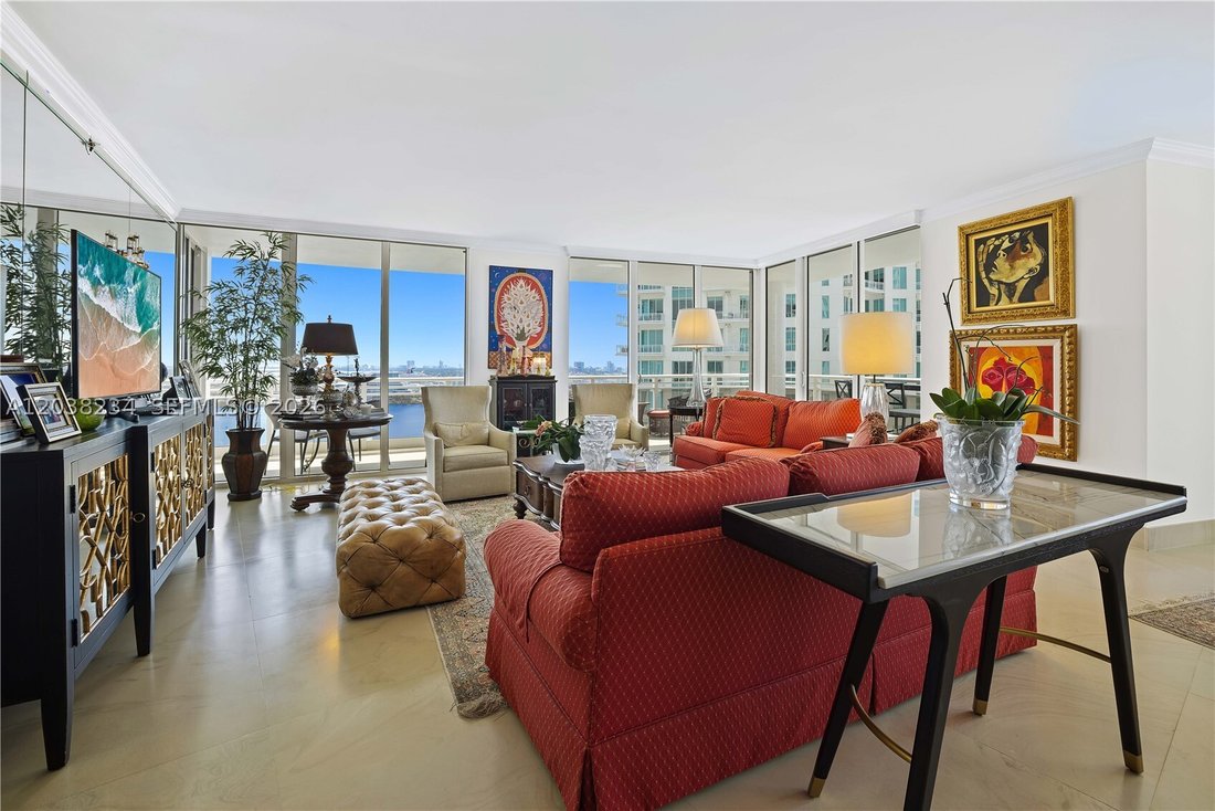 Condo in Miami, Florida, United States 3 - 18193505