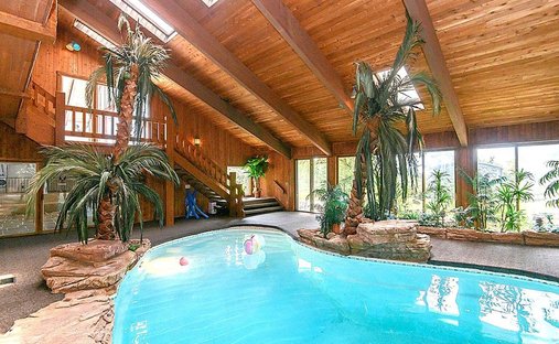 House in Menomonee Falls, Wisconsin, United States 1
