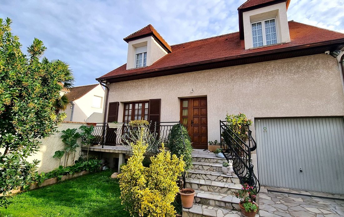 House in Centre Ville, Houilles, France 2 - 18192902