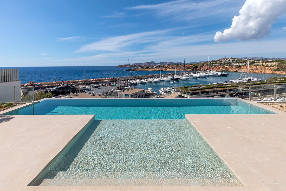Villa in Calvia, Balearic Islands, Spain 1 - 18192875