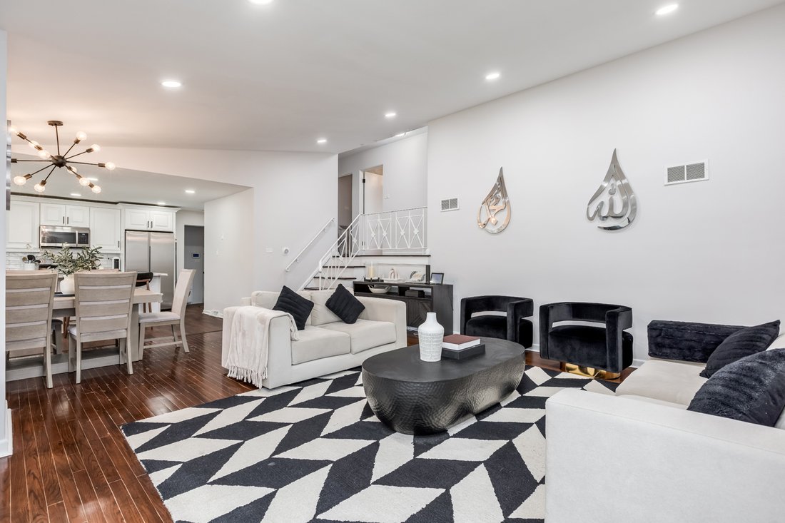 House in Morton Grove, Illinois, United States 3 - 18193874