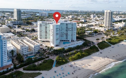 Condo in Miami Beach, Florida, United States 1
