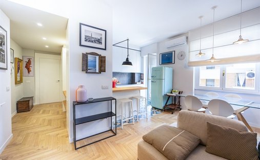 Apartment in Porta Venezia - Repubblica, Milan, Italy 1