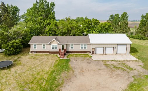 House in Granville, North Dakota, United States 1