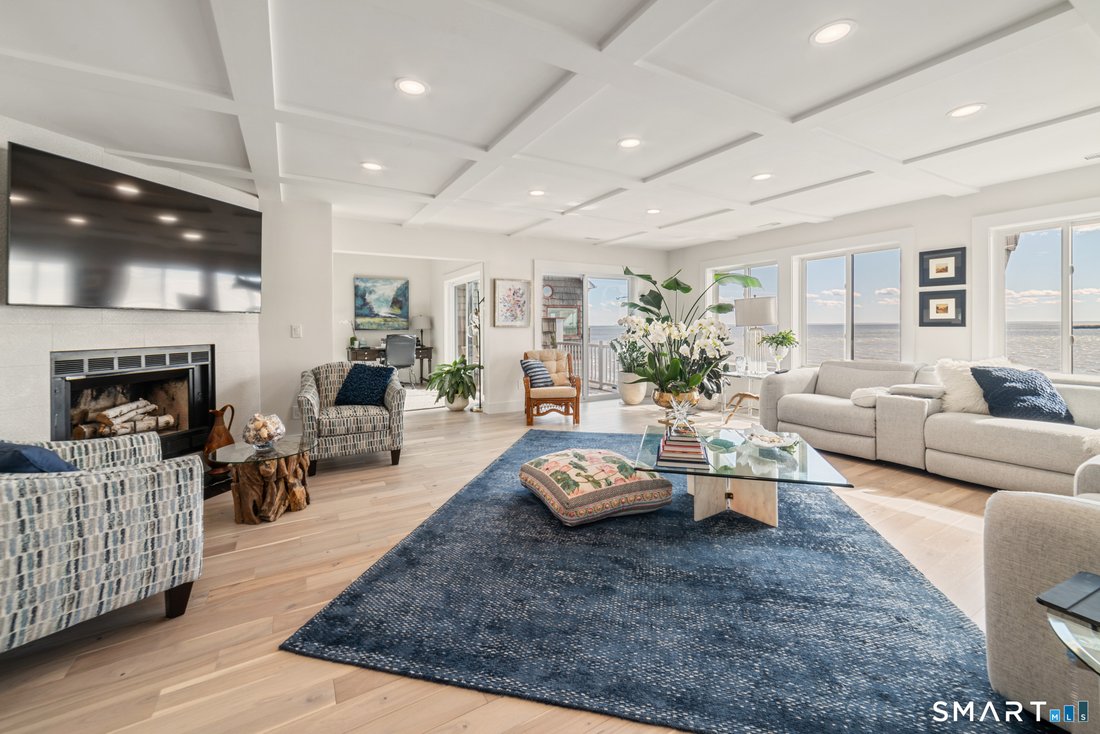 Condo in East Haven, Connecticut, United States 1 - 18193153