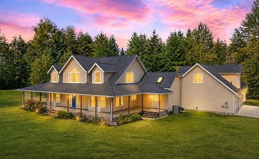 House in Yelm, Washington, United States 1