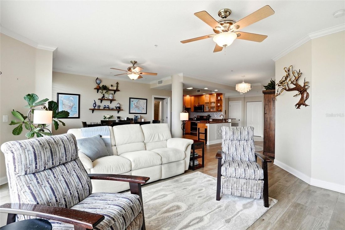 Condo in St. Petersburg, Florida, United States 5 - 18192884