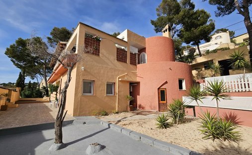 Townhouse in Costa de la Calma, Calvia, Balearic Islands 1