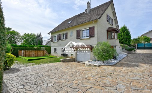 House in Saintry-sur-Seine, Ile-de-France, France 1