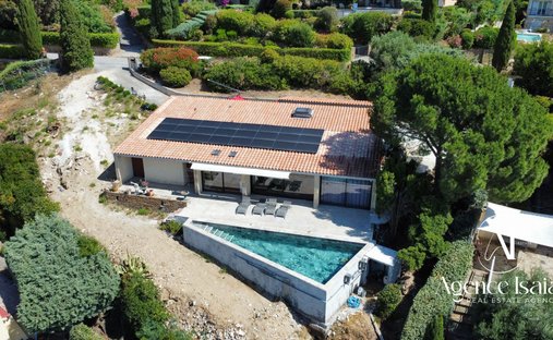 House in Le Lavandou, Provence-Alpes-Côte d'Azur, France 1