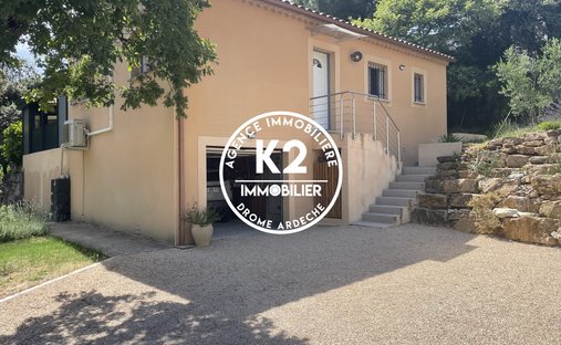 Villa à Rochegude, Auvergne-Rhône-Alpes, France 1