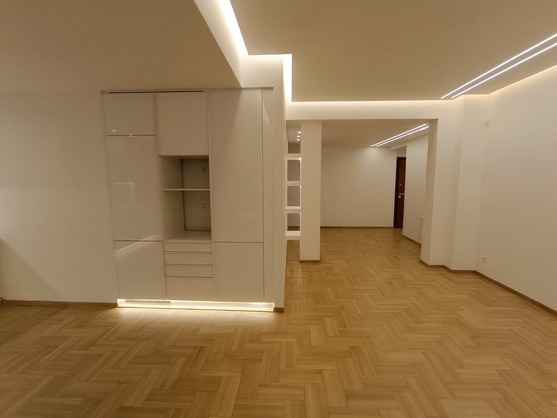 Apartment in Sunoikia Kolonakiou, 1st District of Athens, Athens 3 - 18197114
