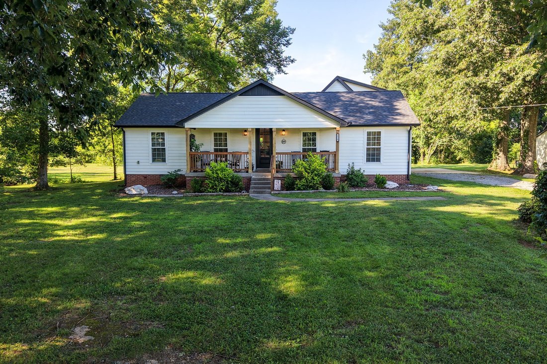 House in Belfast, Tennessee, United States 3 - 18196566