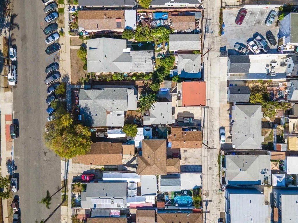 San Diego, California, United States 2 - 18196338