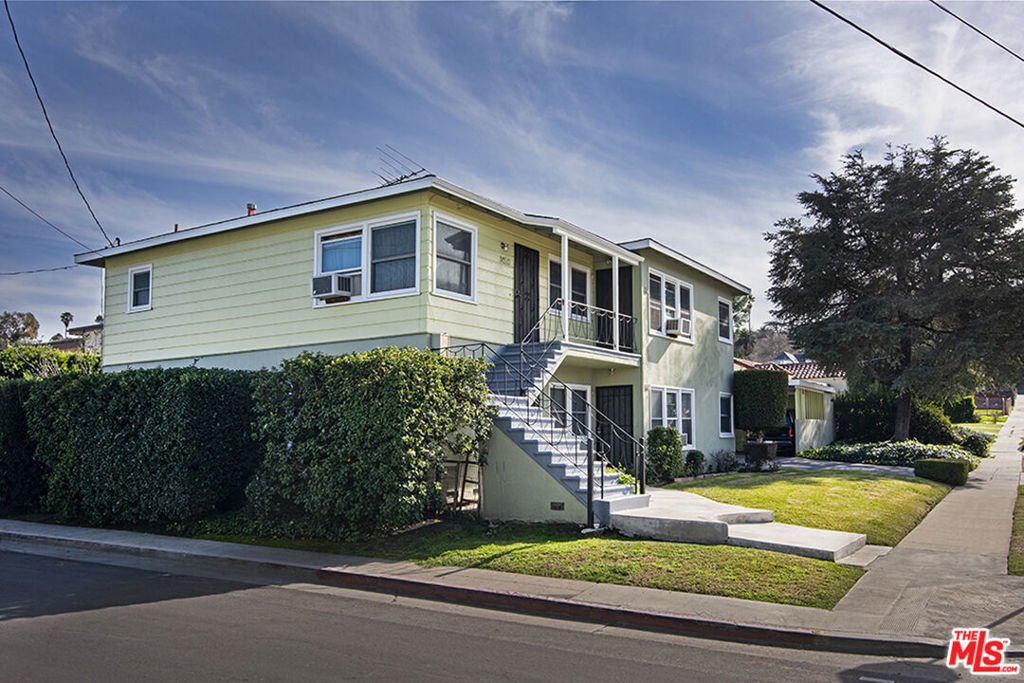 Los Angeles, California, United States 1 - 18196426